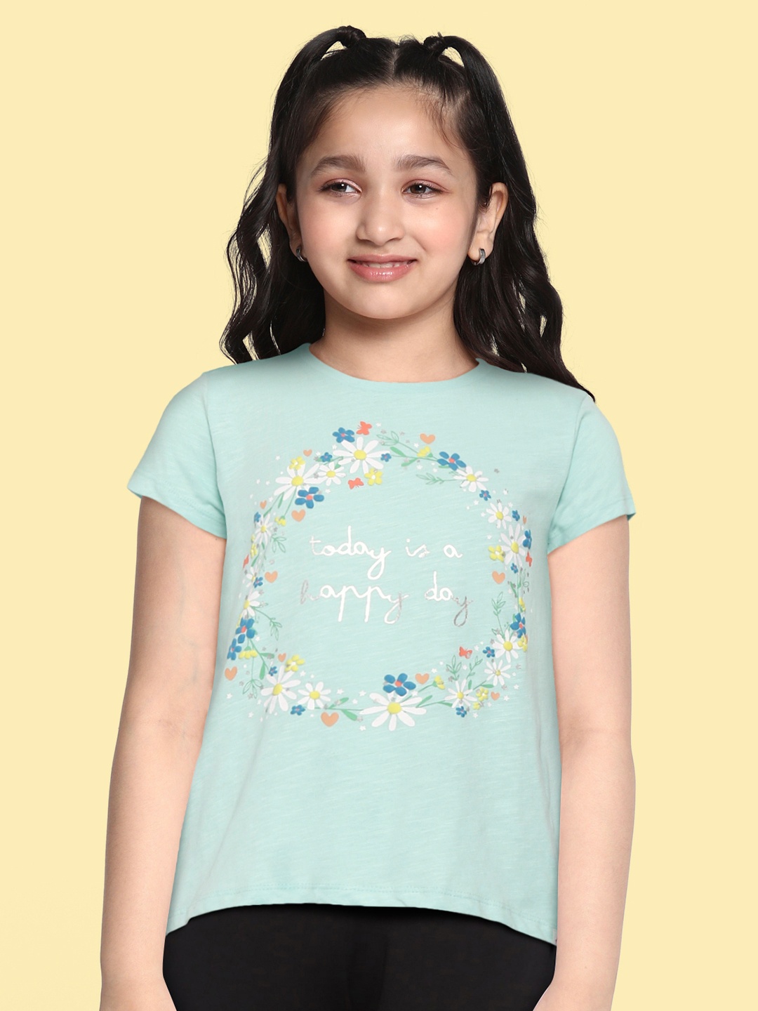 

H By Hamleys Girls Green & White Floral Printed Pure Cotton T-shirt