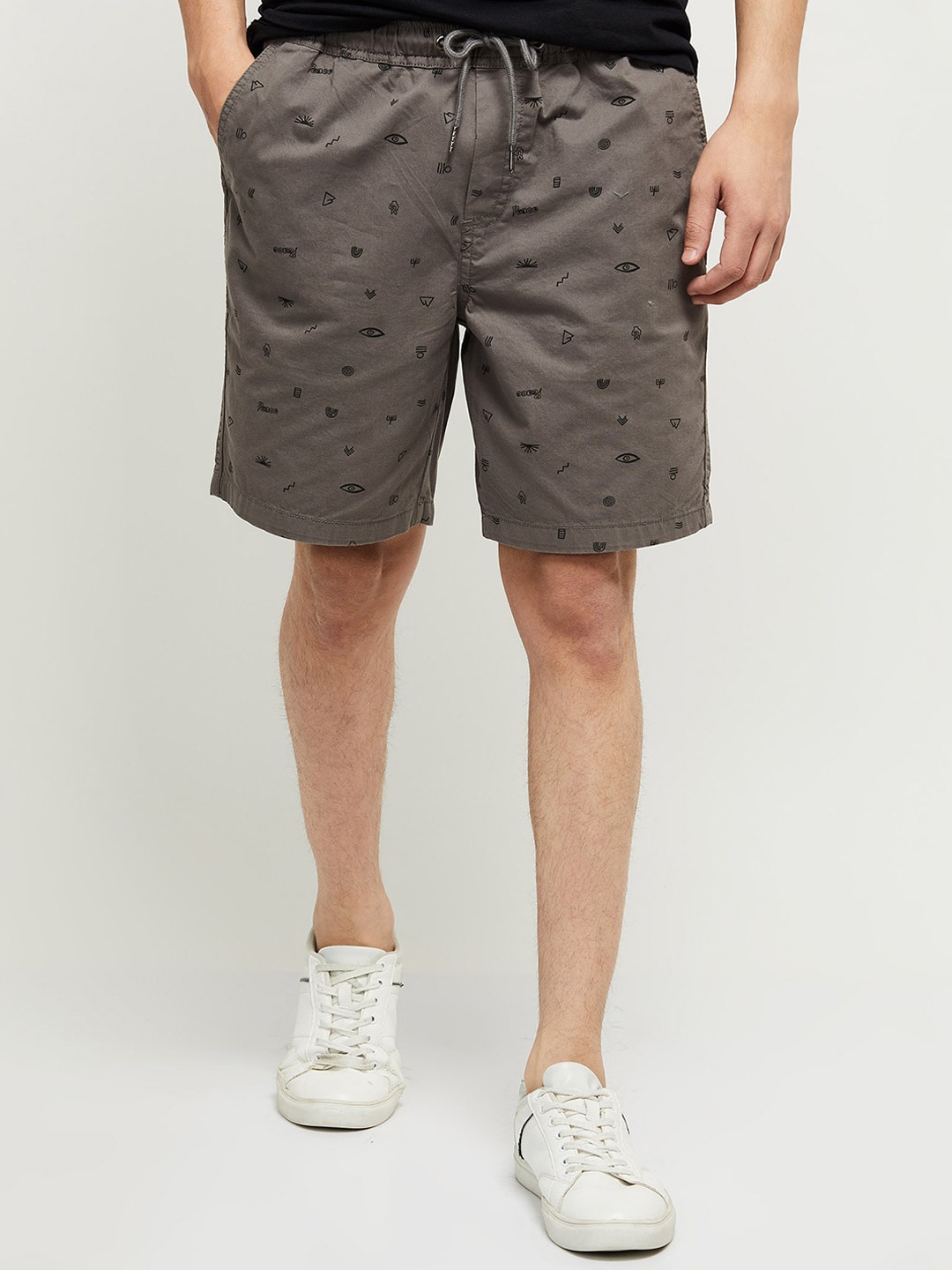 

max Men Grey Conversational Printed Shorts