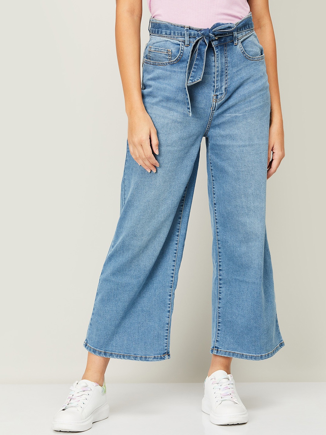 

Ginger by Lifestyle Women Blue Flared High-Rise Heavy Fade Jeans