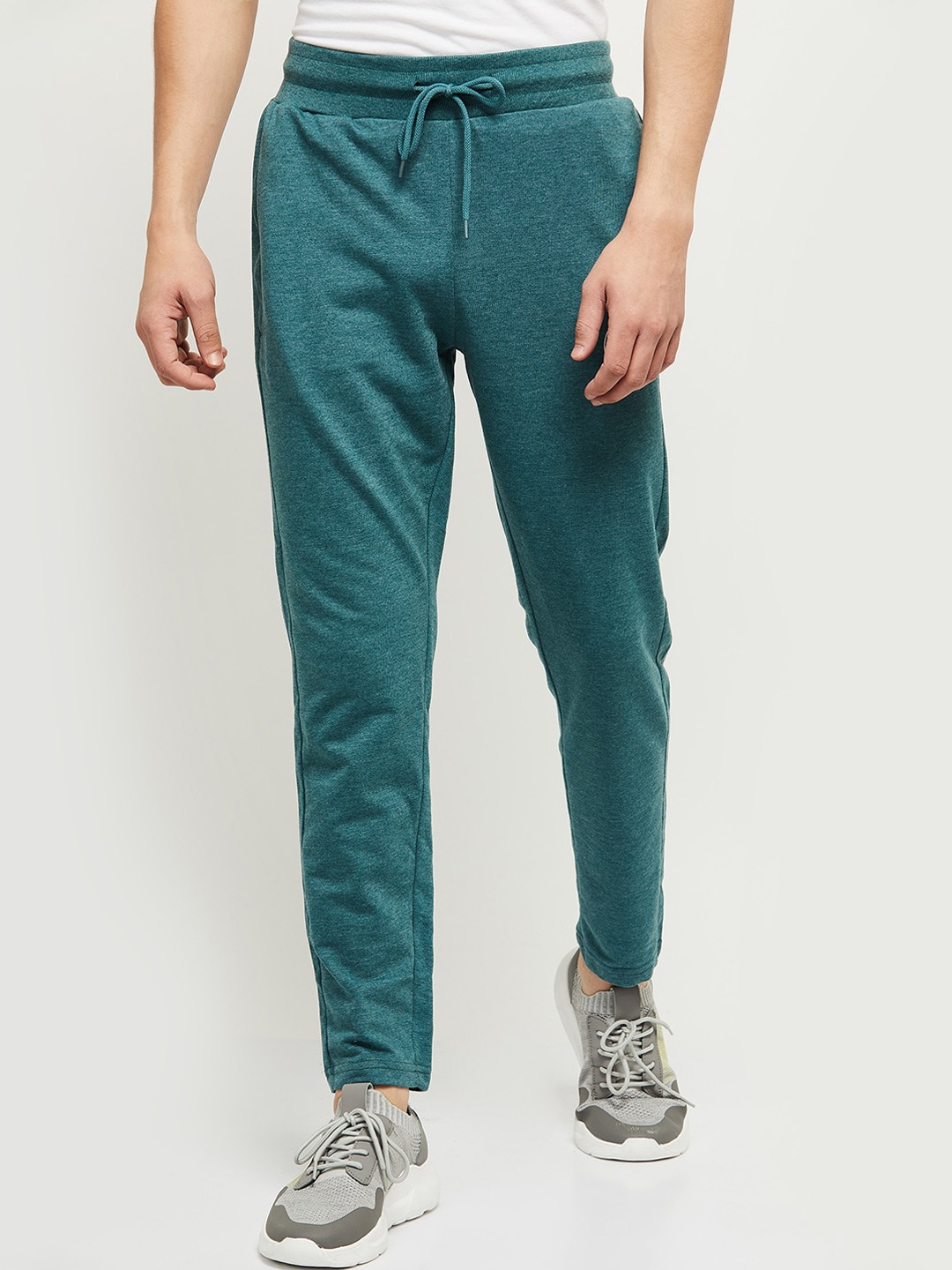 

max Men Teal Green Solid Track Pants