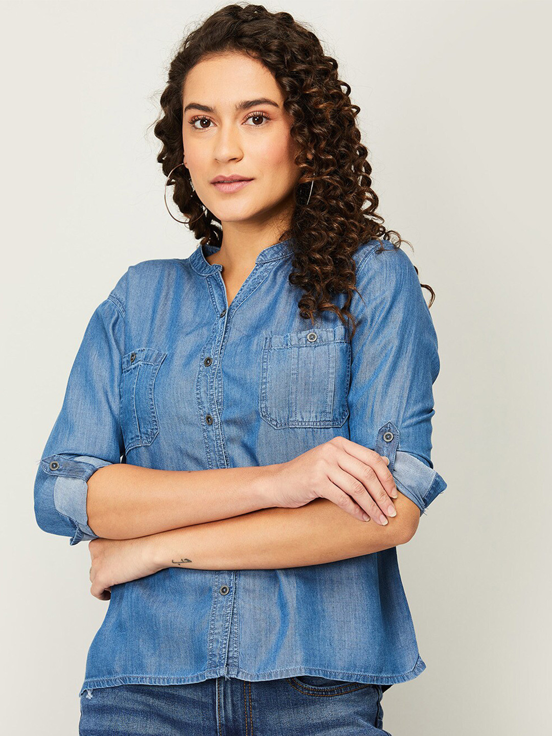 

Fame Forever by Lifestyle Blue Mandarin Collar Roll-Up Sleeves Shirt Style Top