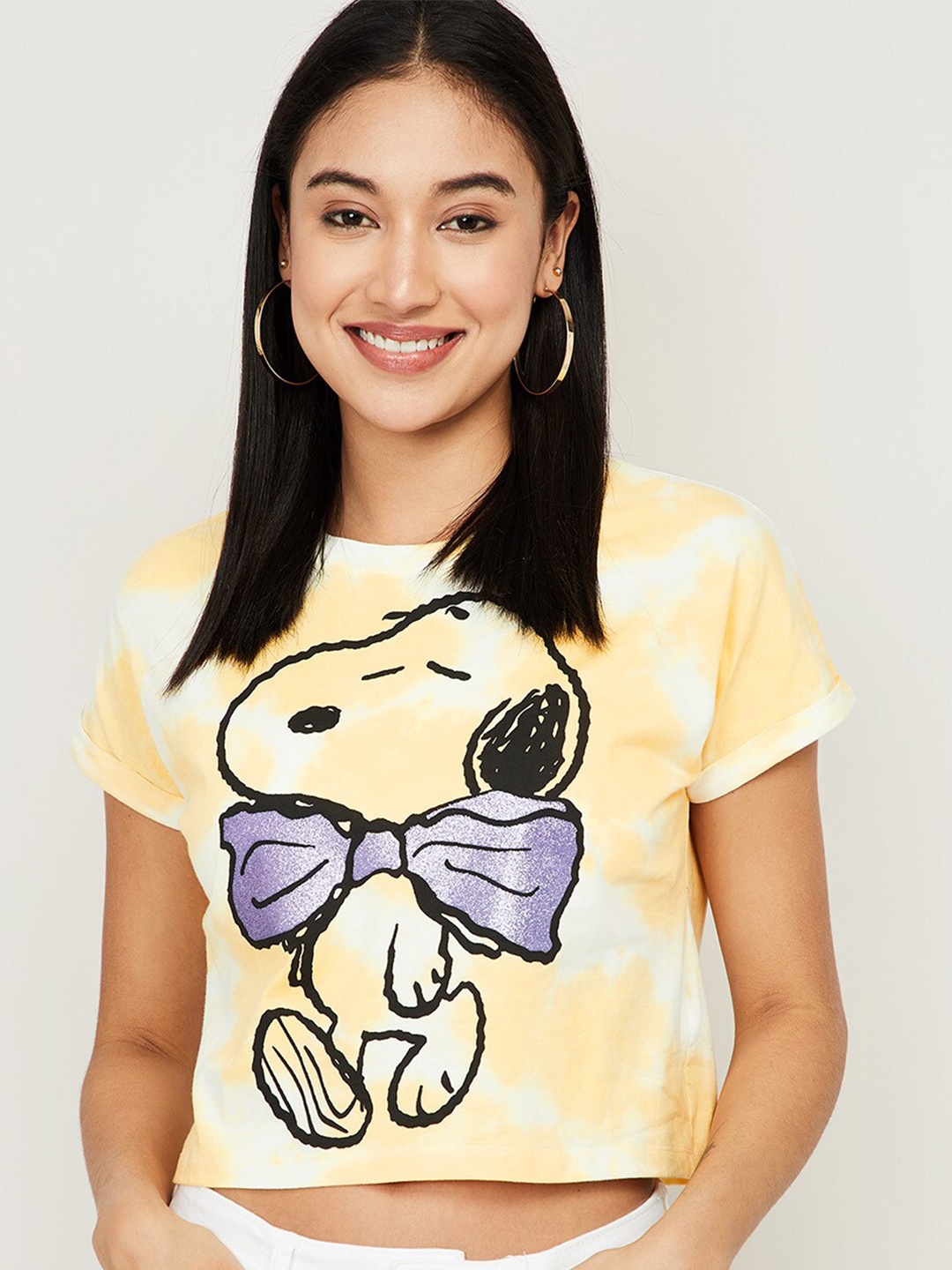 

Ginger by Lifestyle Women Yellow & Black Pure Cotton Snoopy Printed T-shirt