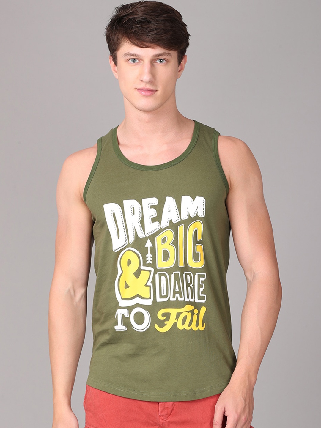 

IMYOUNG Men Olive Green Typography Printed Innerwear Vests