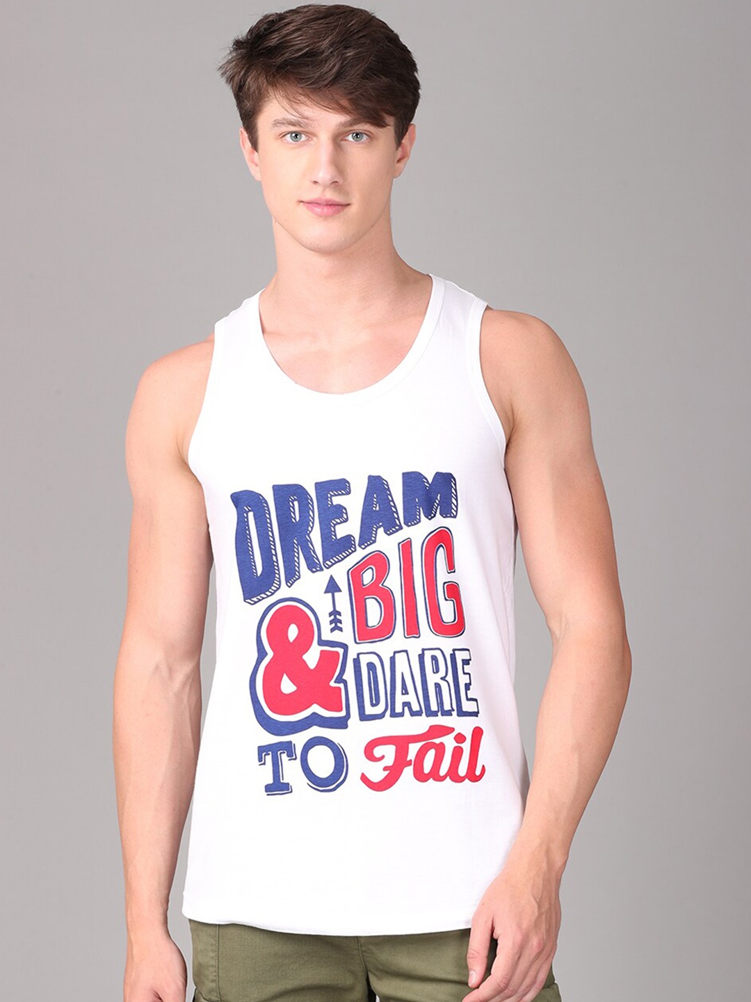 

IMYOUNG Men White Typography Printed T-shirt