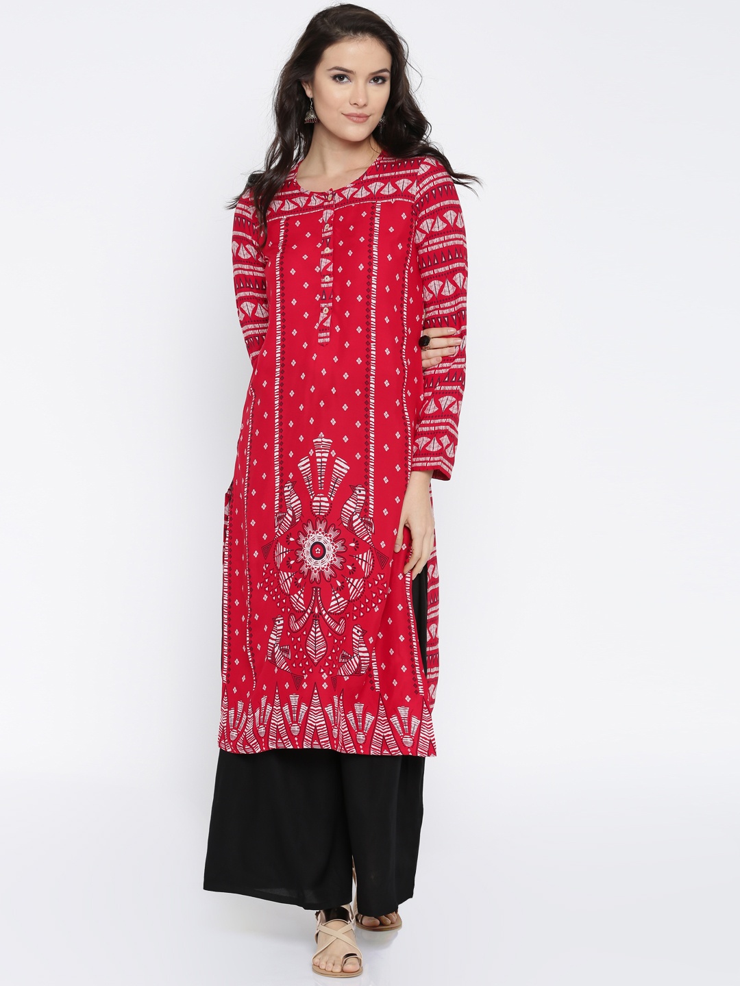 

Global Desi Women Red Solid Straight Kurta