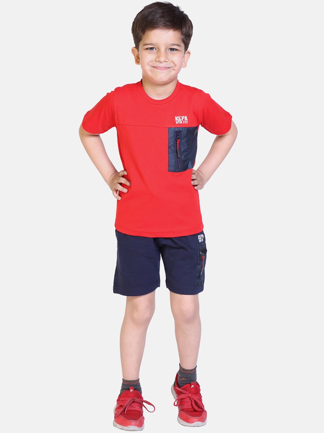 

KEPA Boys Red & Navy Blue Colourblocked Regular Fit T-shirt with Shorts
