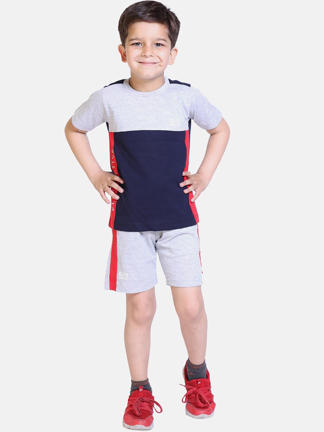 

KEPA Boys Grey & Navy Blue Colourblocked T-shirt with Shorts