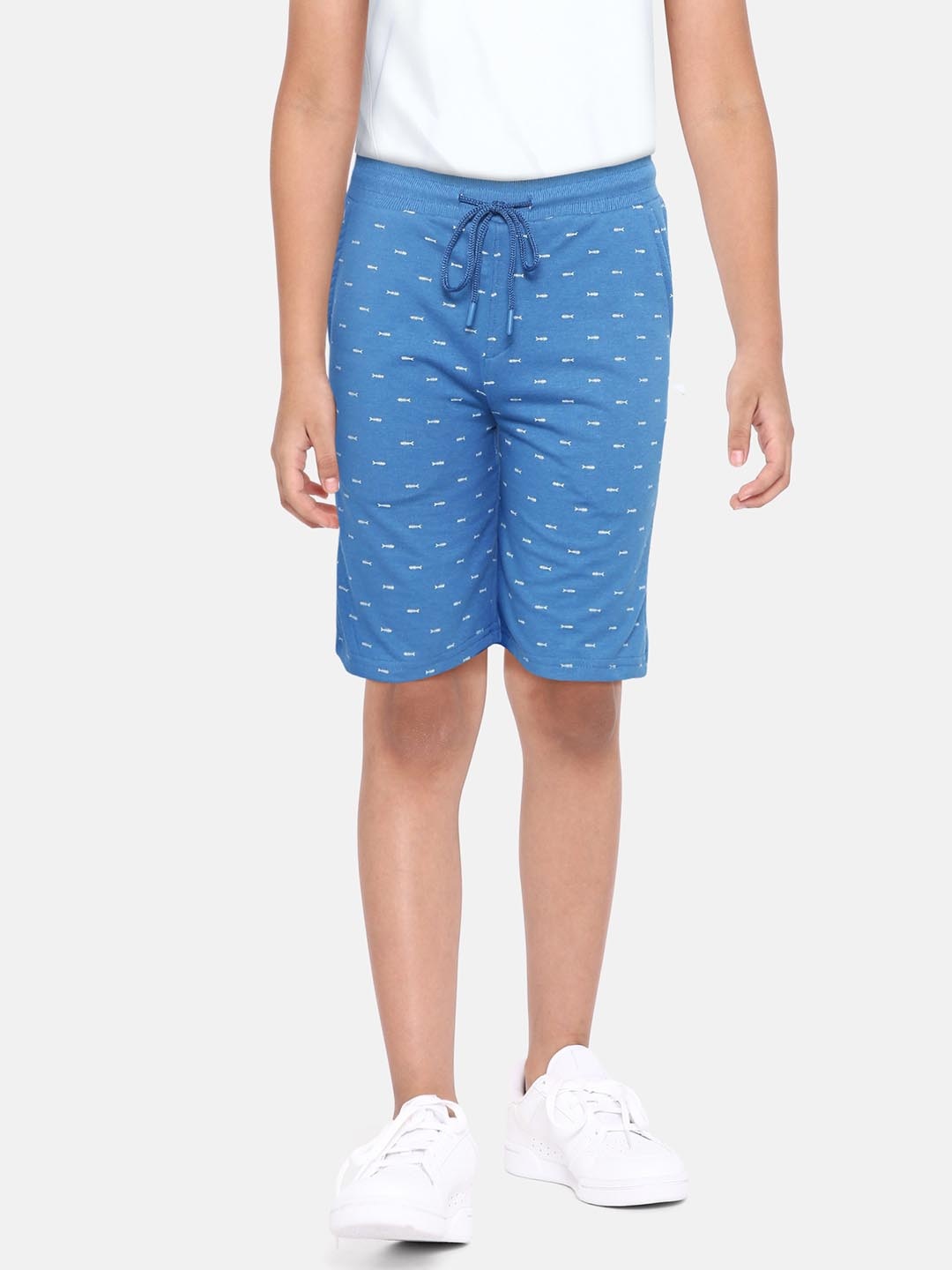 

M&H Juniors Boys Blue & White Fish Bone Print Shorts