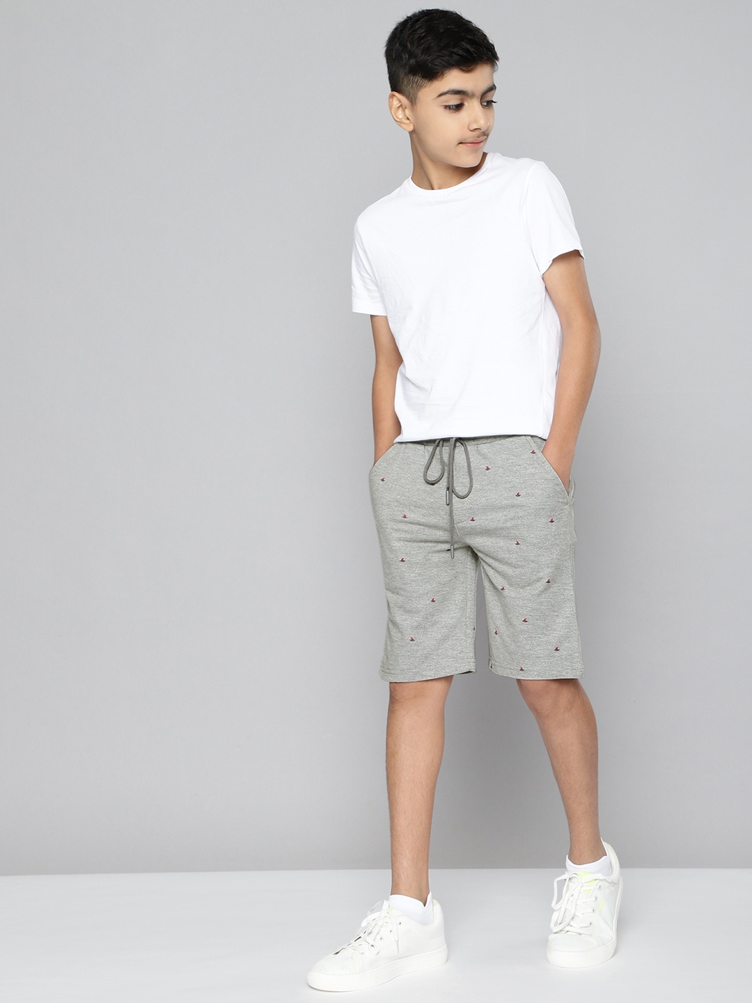 

M&H Juniors Boys Grey Melange Conversational Printed Shorts