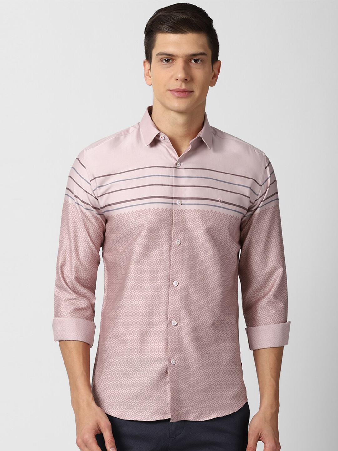 

V Dot Men Purple Slim Fit Horizontal Stripes Printed Casual Shirt