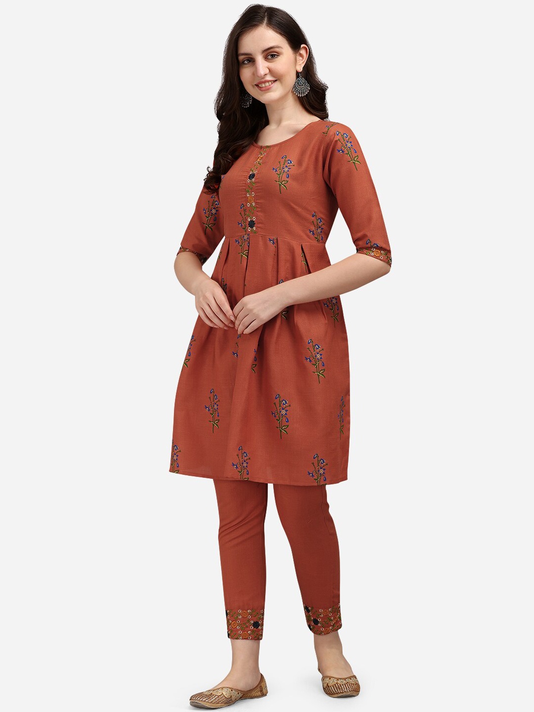 

KALINI Women Orange Ethnic Motifs Printed Pleated Kurti with Trousers