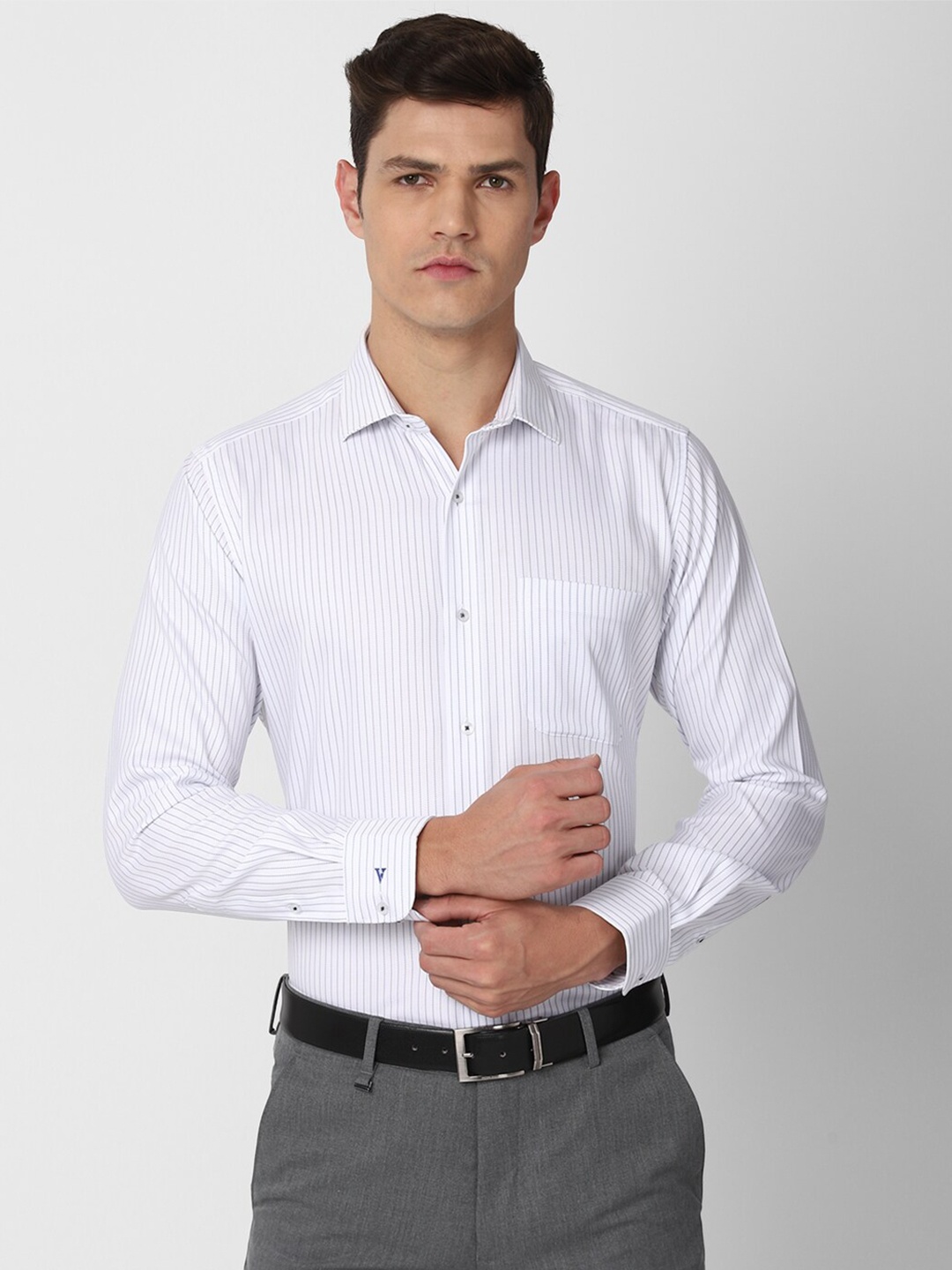 

Van Heusen Men White Striped Cotton Formal Shirt