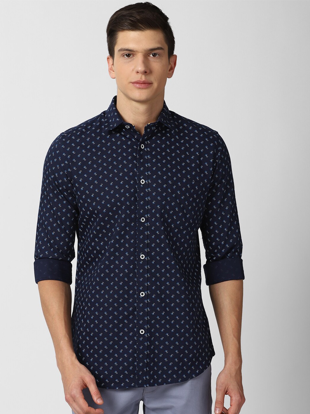 

Van Heusen Sport Men Navy Blue Slim Fit Printed Cotton Casual Shirt