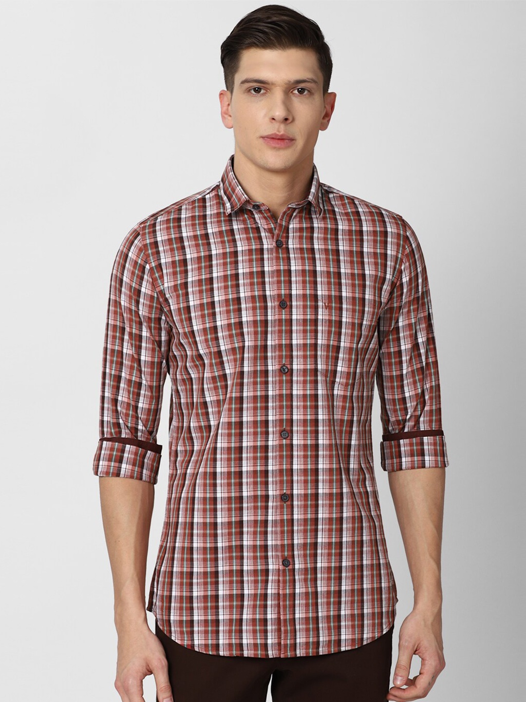

Van Heusen Sport Men Red Slim Fit Tartan Checked Pure Cotton Casual Shirt