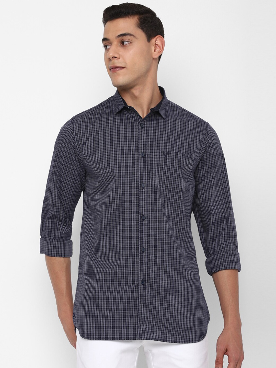 

Allen Solly Men Black Slim Fit Checked Pure Cotton Casual Shirt