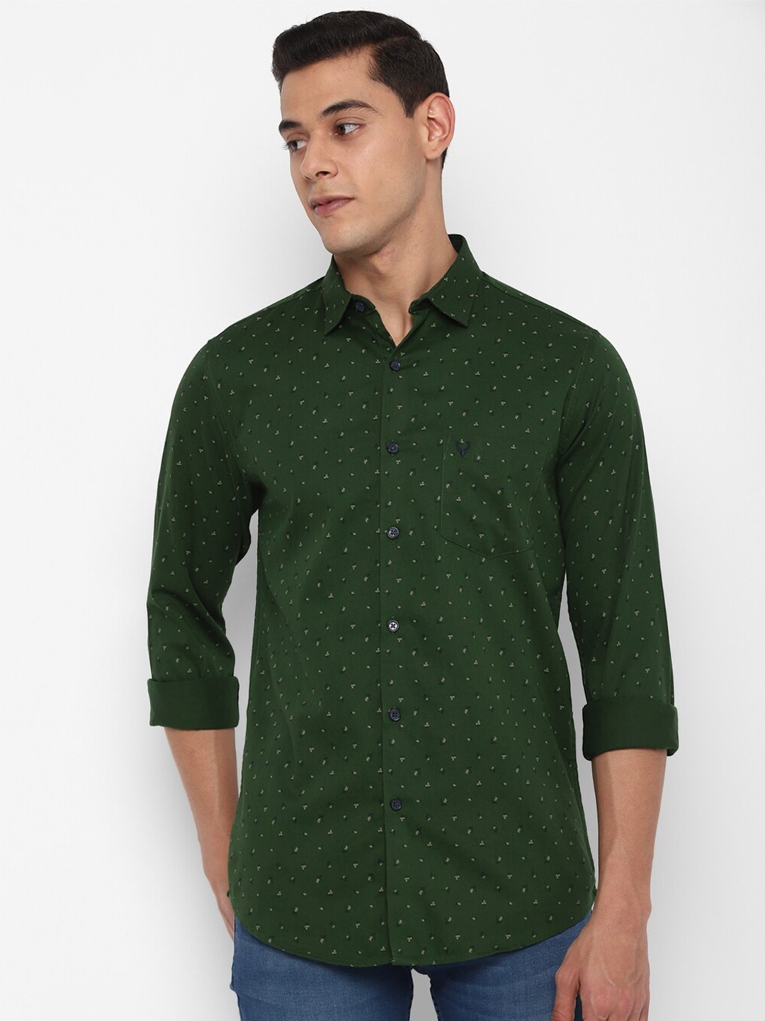 

Allen Solly Men Green Slim Fit Printed Casual Shirt