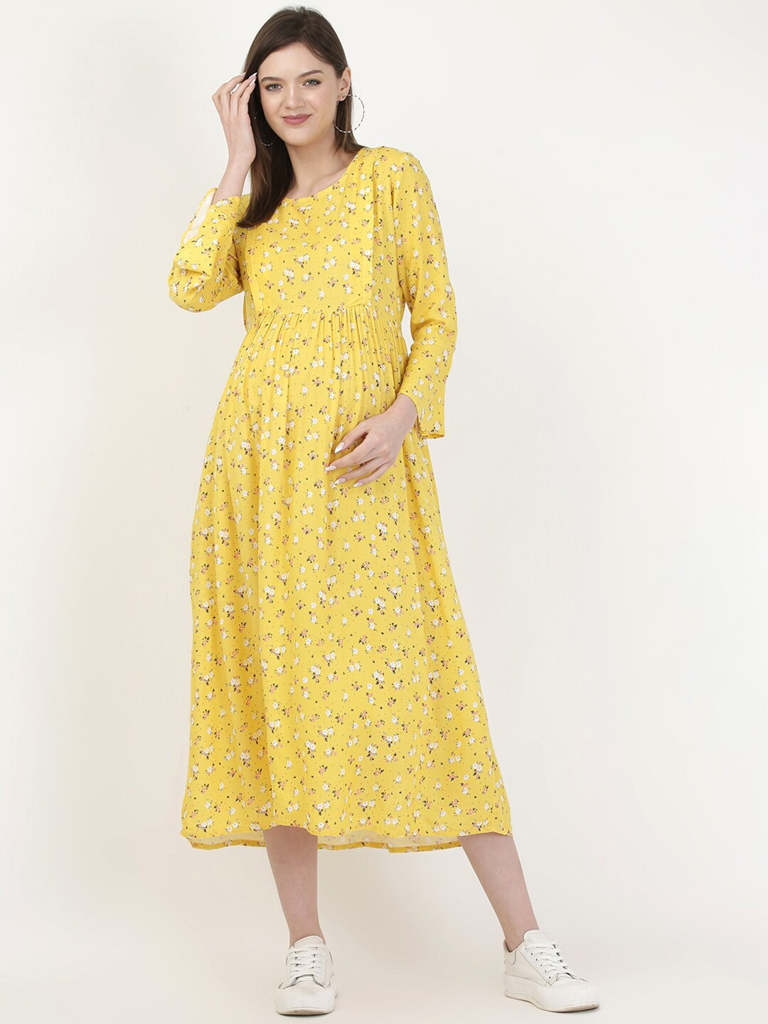 

MYLO ESSENTIALS Women Yellow Floral Printed Maternity A-Line Maxi Dress