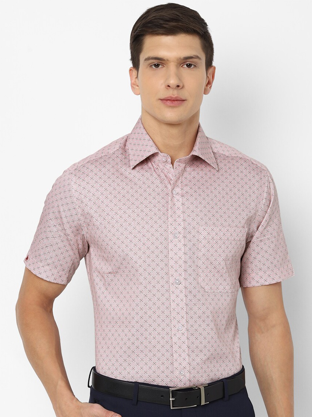 

Louis Philippe Men Pink Formal Shirt