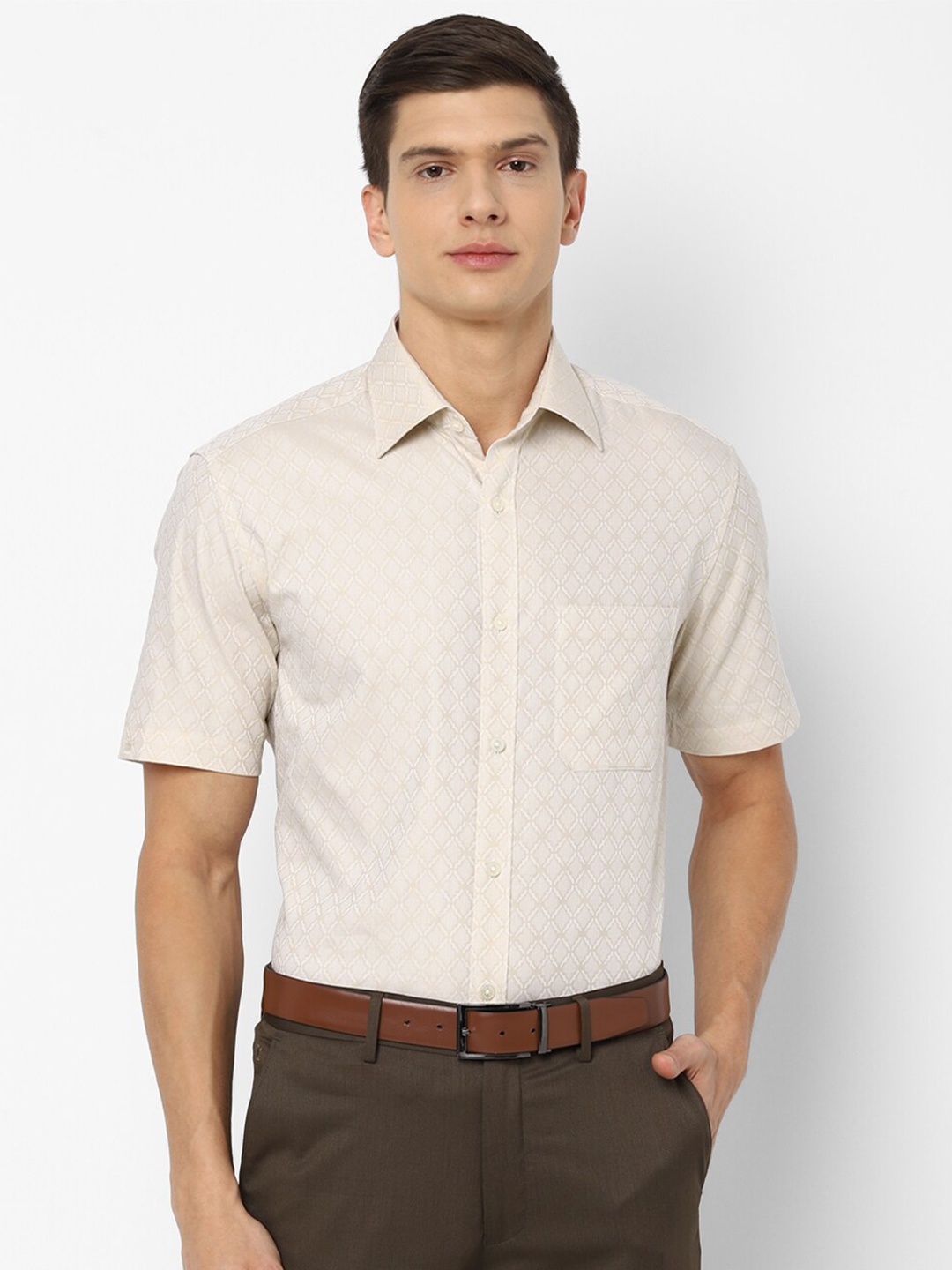 

Louis Philippe Men Cream-Coloured Checked Cotton Formal Shirt