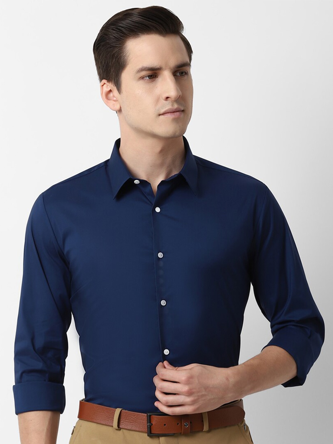 

Louis Philippe Sport Men Blue Slim Fit Casual Shirt