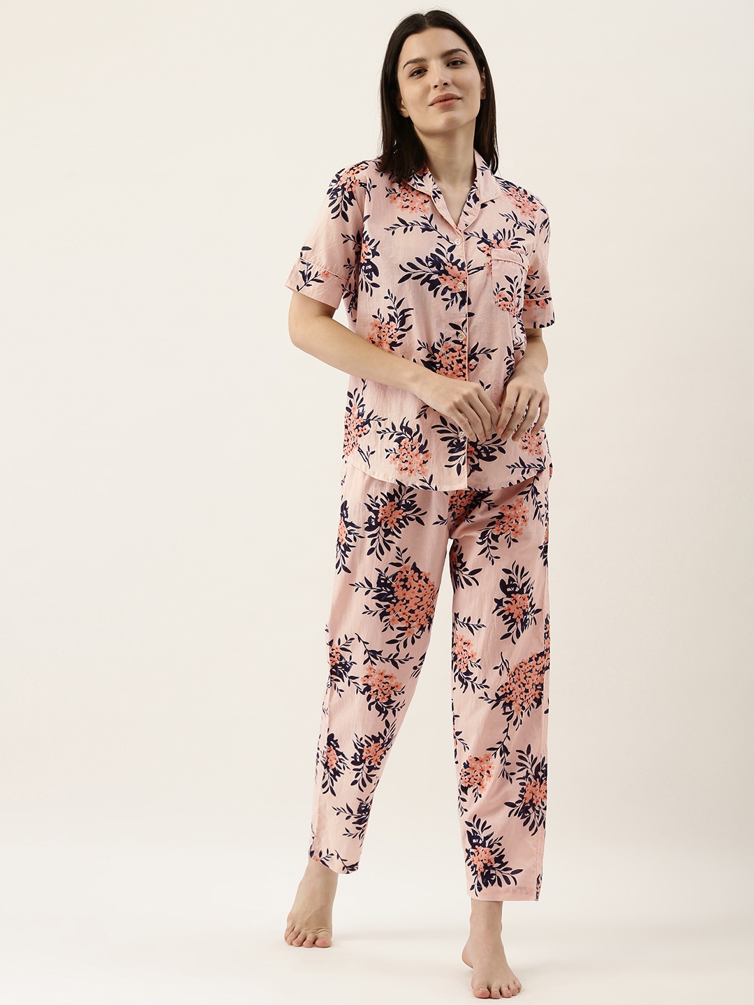 

SANSKRUTIHOMES Women Peach-Coloured & Navy Blue Pure Cotton Floral Printed Pyjama Set