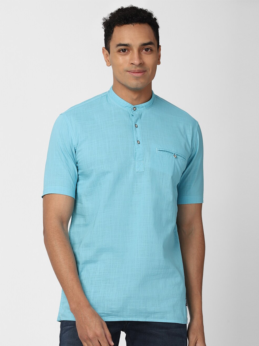 

Peter England Casuals Men Green Slim Fit Casual Shirt