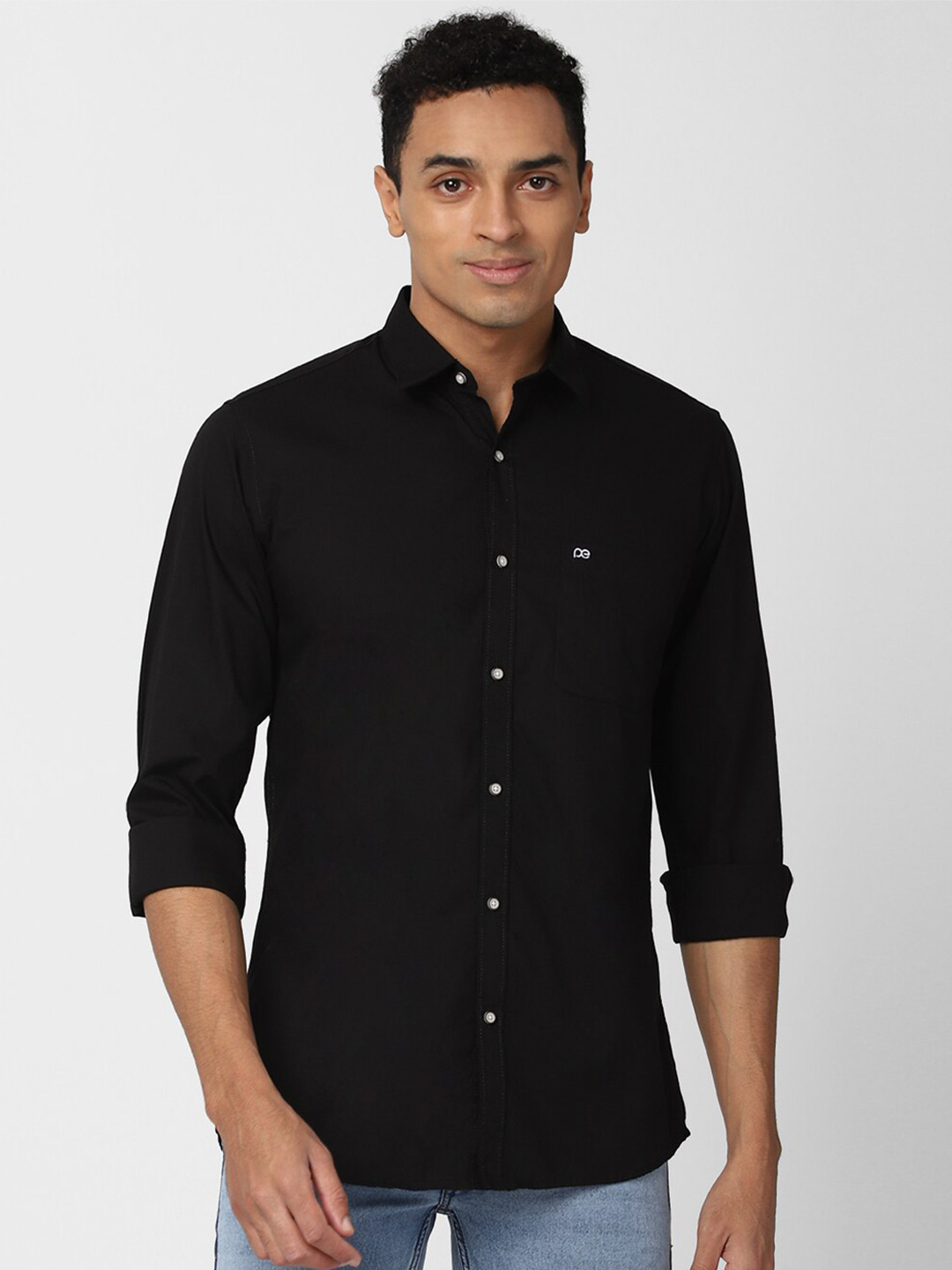 

Peter England Casuals Men Black Slim Fit Casual Shirt
