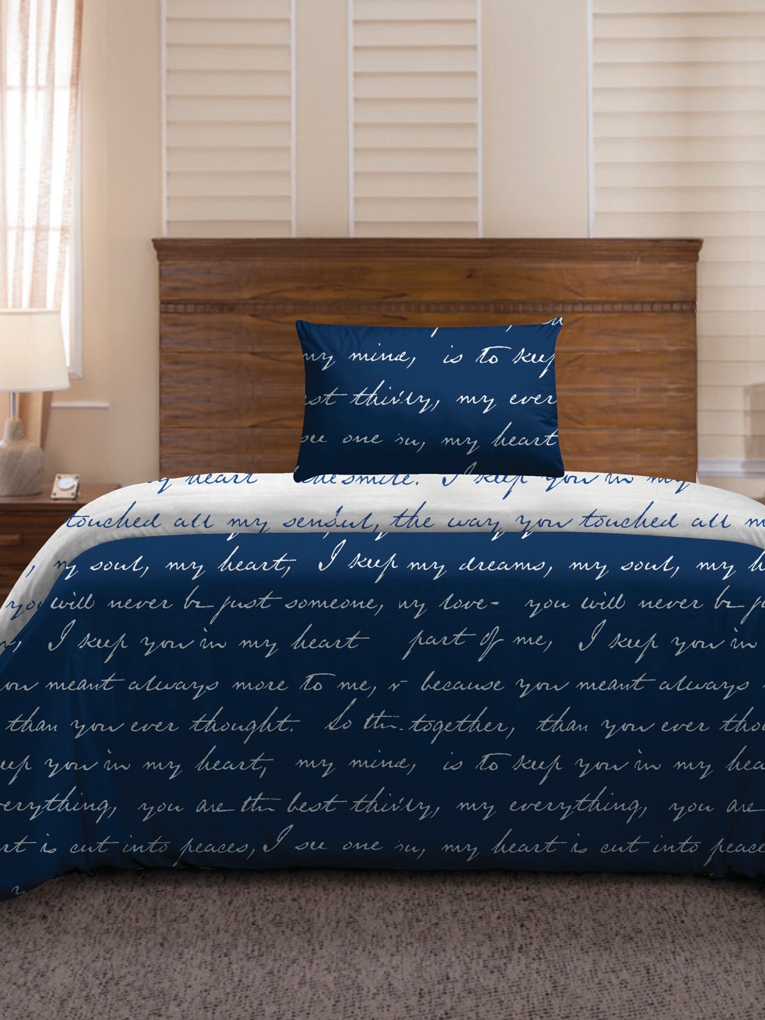 

Divine Casa Navy Blue & White 150 TC Single Printed Duvet Cover With Pillow Covers