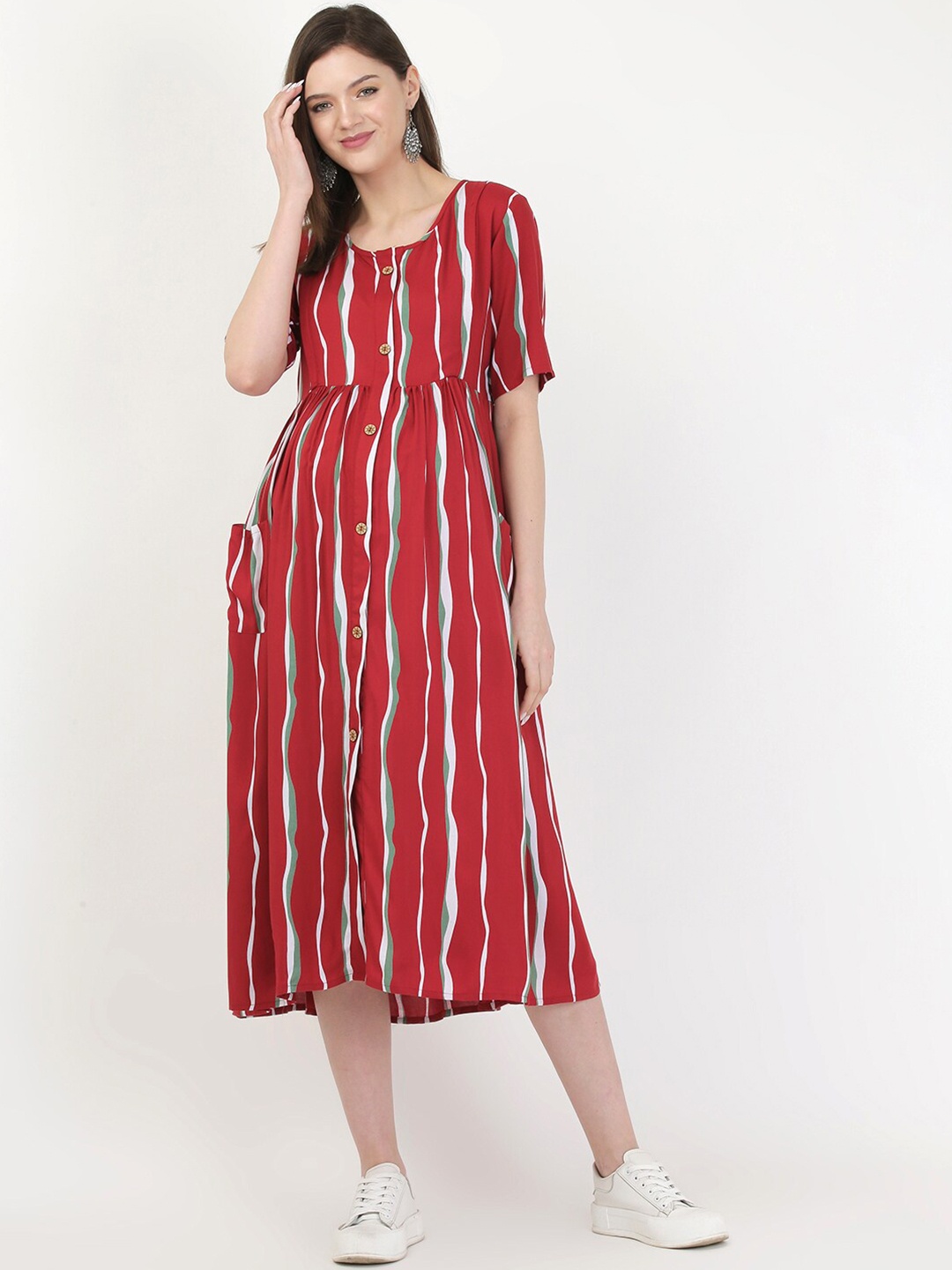 

MYLO ESSENTIALS Red & Green Striped Maternity & Nursing Maxi Dress