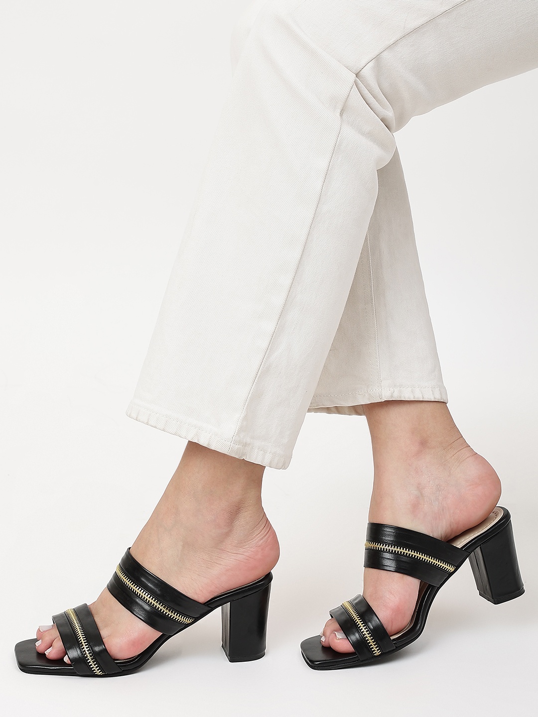 

Marc Loire Black Textured Block Sandals