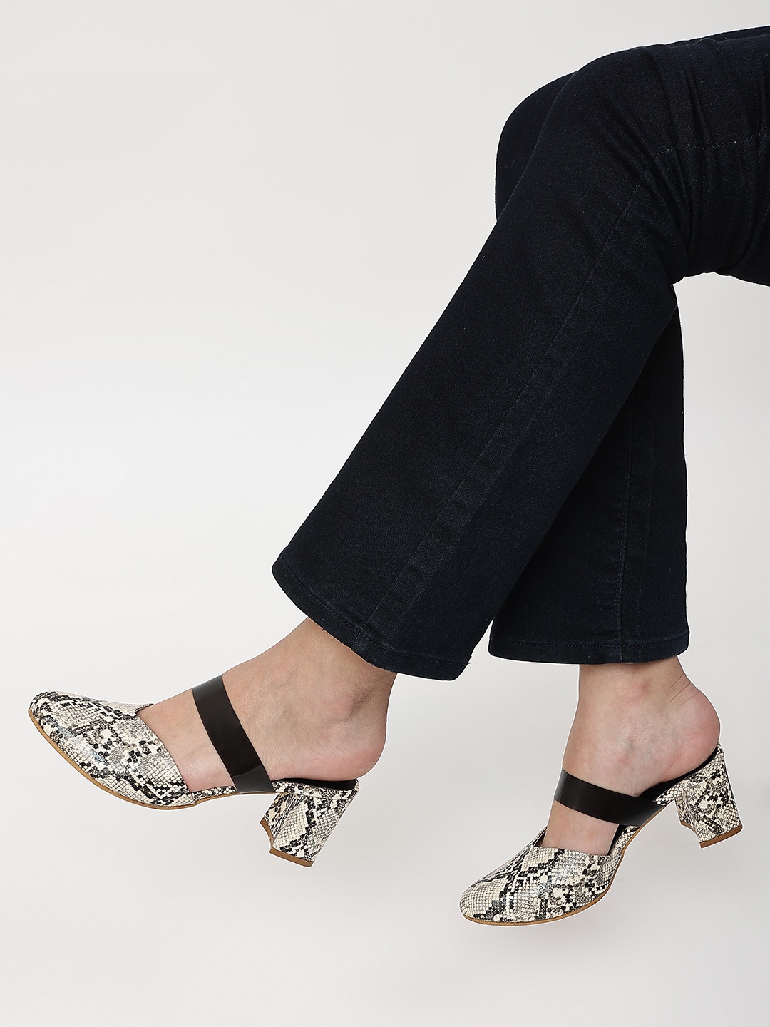 

Marc Loire Women Cream-Coloured Snake Print PU Block Mules