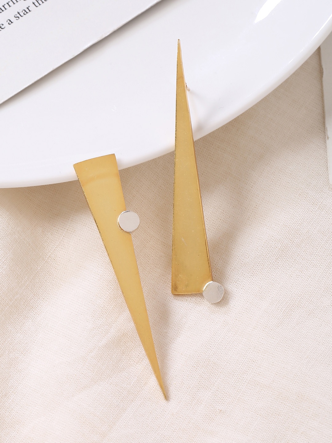 

Mitali Jain Gold-Toned Contemporary Studs Earrings