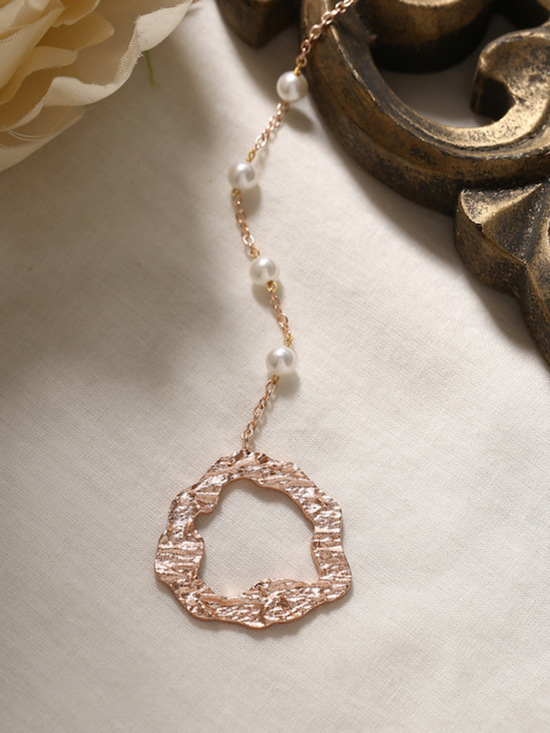 

Mitali Jain White Rose Gold Plated Pearl Studded Maang Tikka