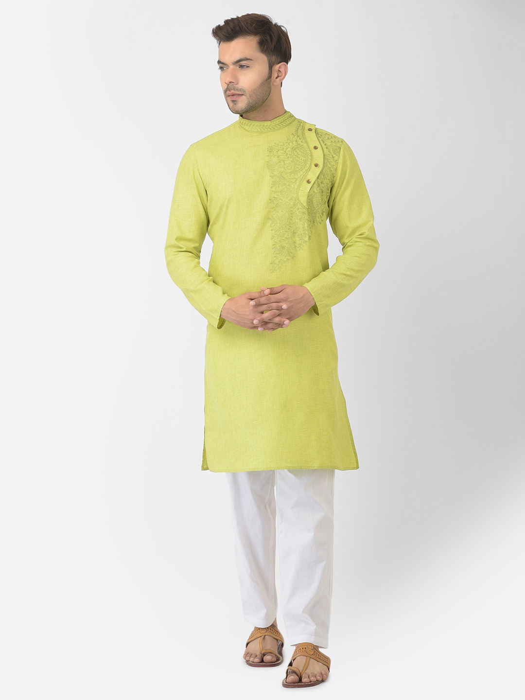 

DEYANN Men Lime Green & White Ethnic Motifs Embroidered Pure Cotton Kurta with Pyjamas