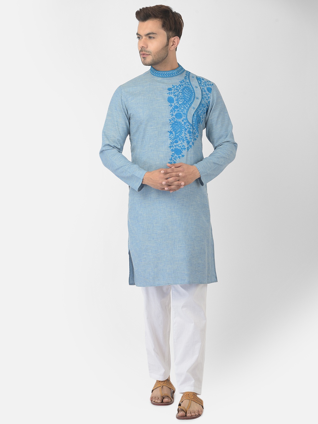 

DEYANN Men Blue Pure Cotton Kurta with Pyjamas