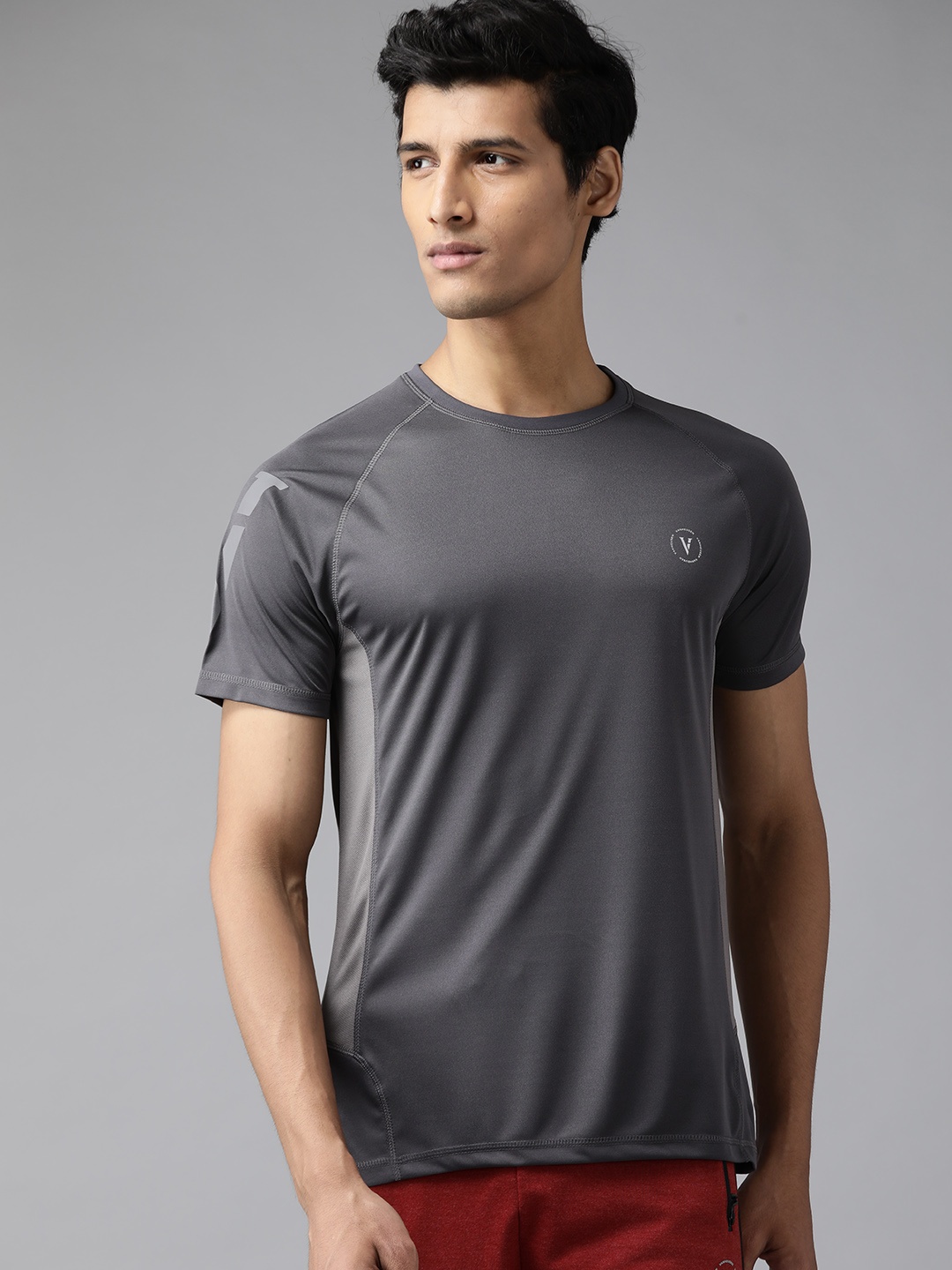 

Van Heusen Flex Solid Raglan Sleeves Cycling T-shirt, Grey