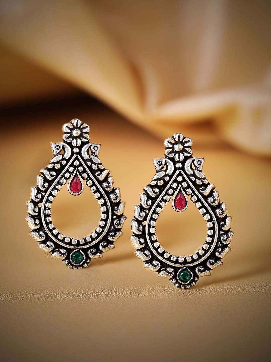

Rubans Silver-Toned Oval Drop Earrings