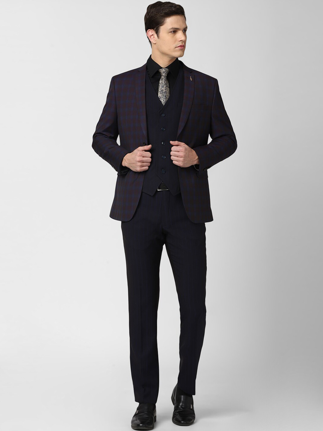 

Van Heusen Men Navy Blue Checked Single-Breasted Slim-Fit Four-Piece Suit