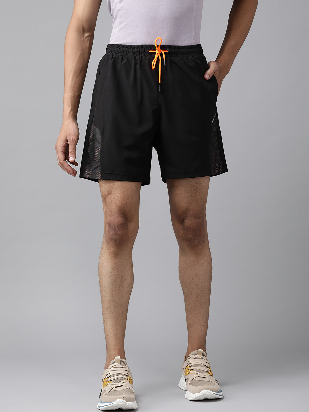 

Van Heusen Flex Men Black Solid Mid Rise Regular Fit Shorts