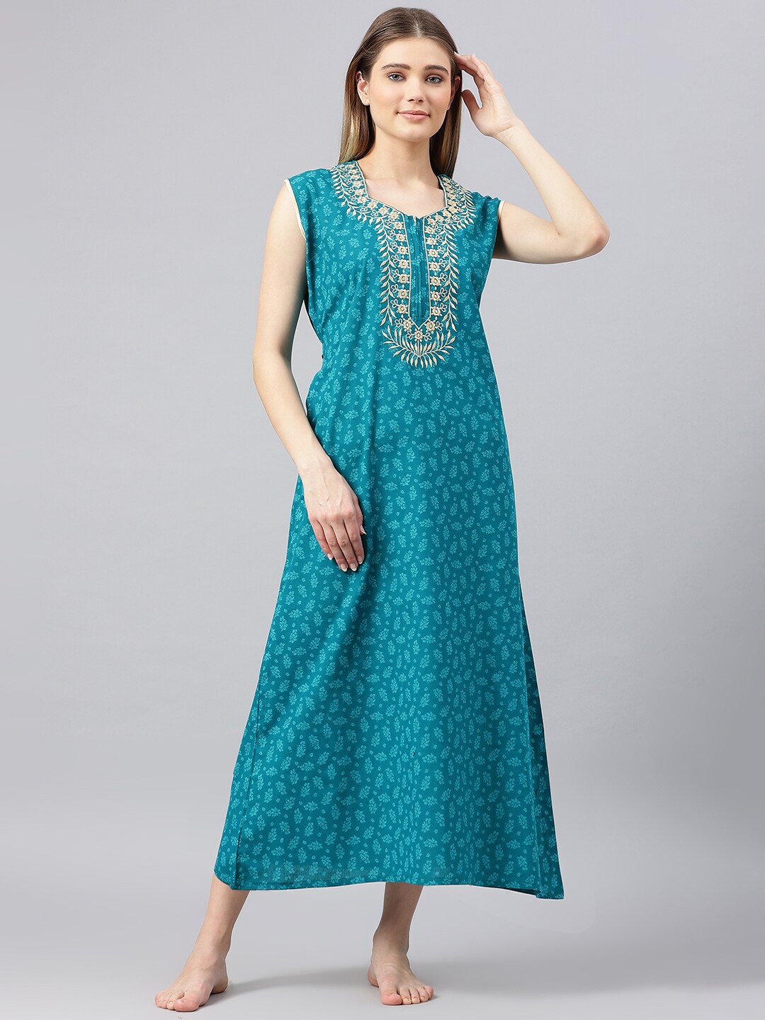 

Secret Wish Women Blue Printed Round Neck Cotton Nightdress