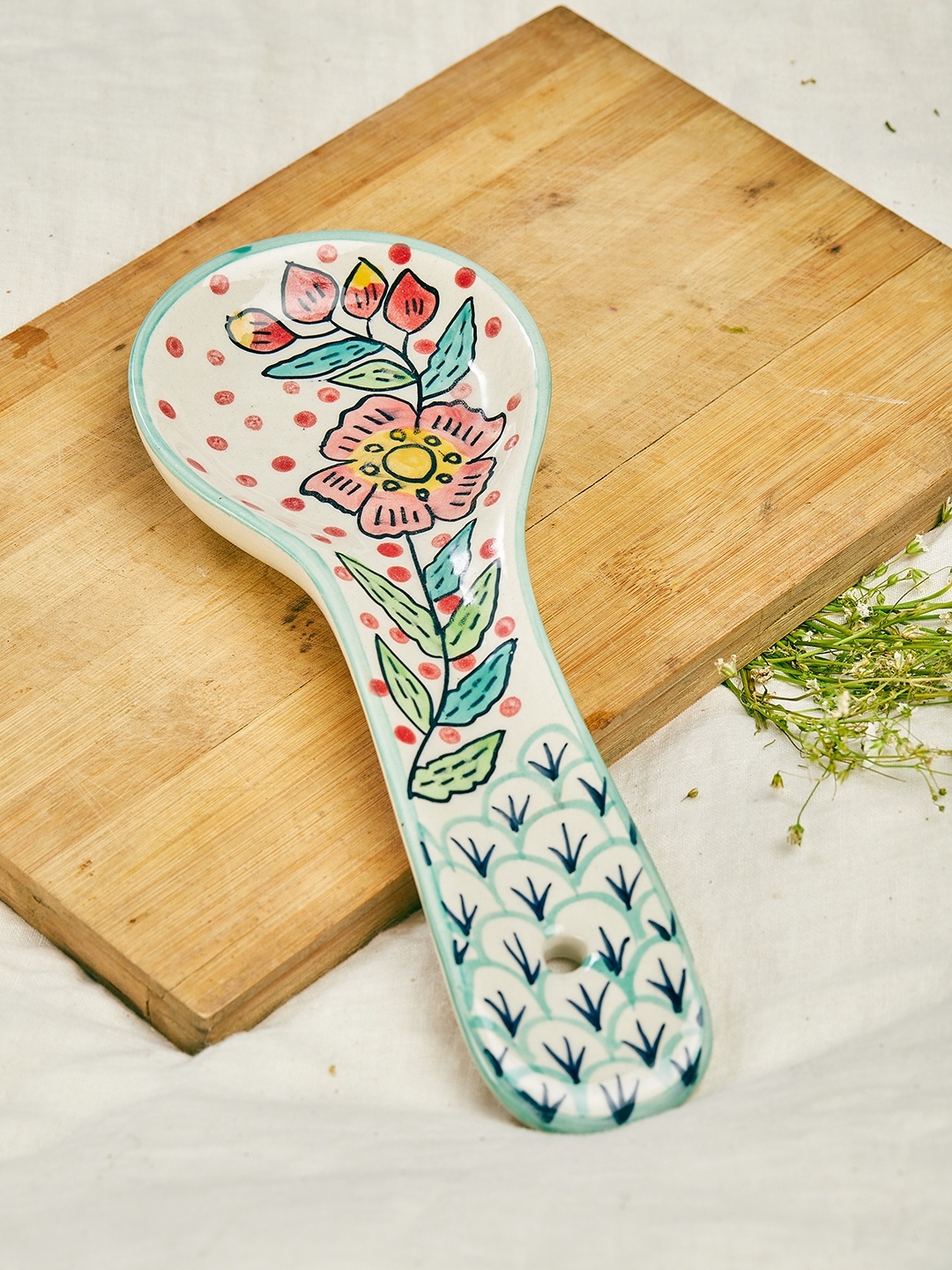 

The Wishing Chair White & Green Stoneware Poppy Petals Spoon Rest