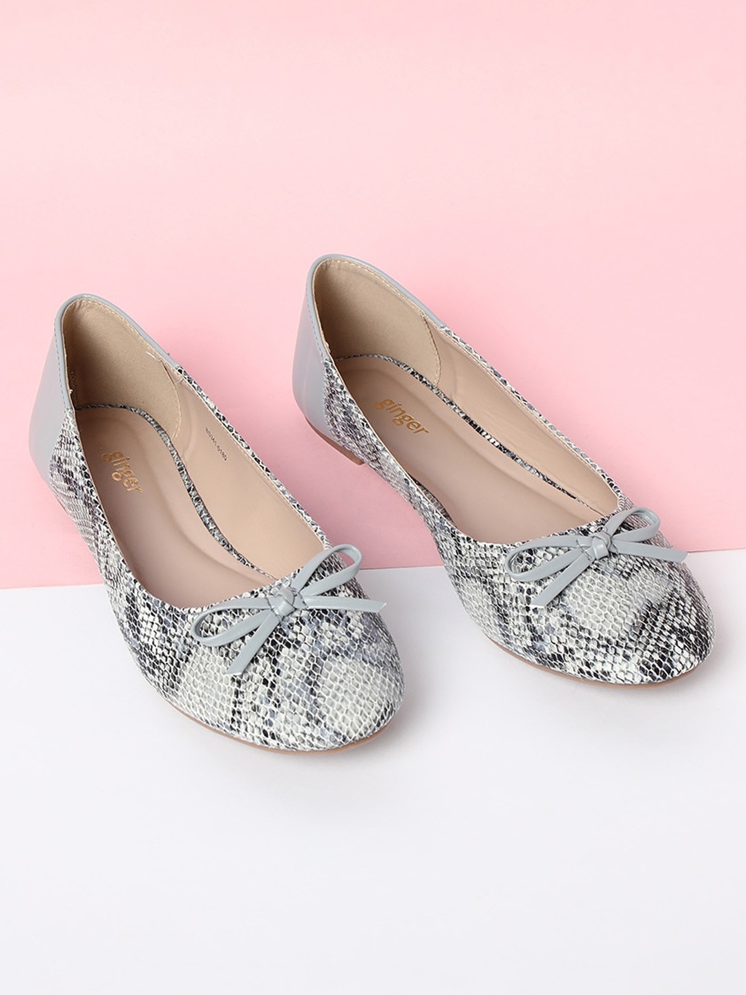 

Ginger by Lifestyle Women Beige Printed Ballerinas Flats