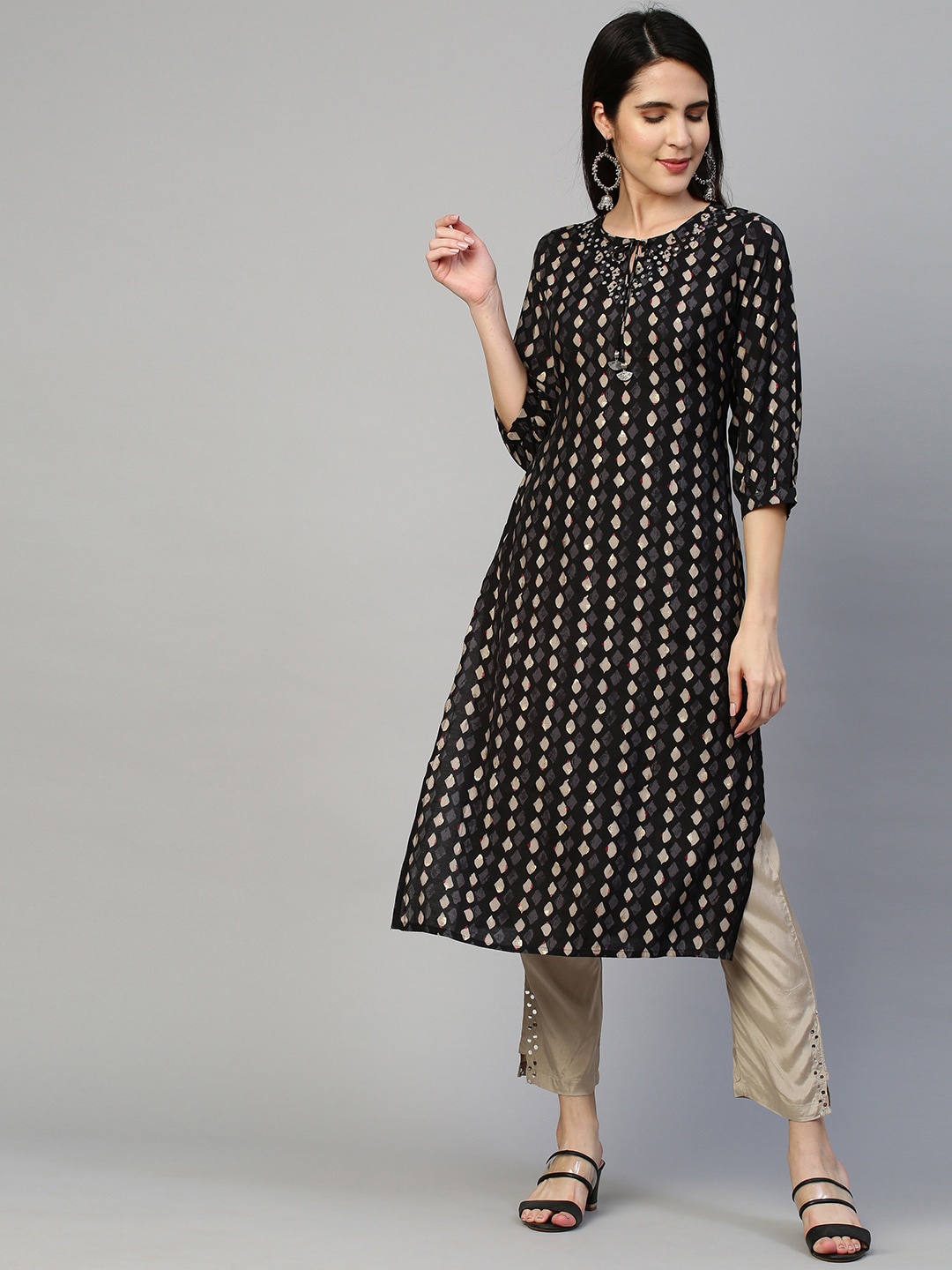

FASHOR Women Black Printed Mirror Work Kurta Set