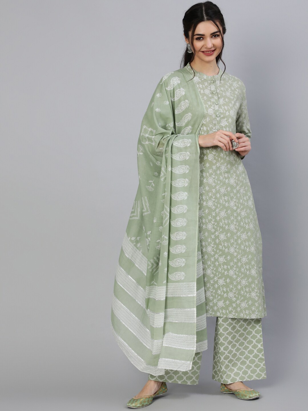

Nayo Sage Green & Silver Floral Printed Straight Kurta with Palazzos & Dupatta