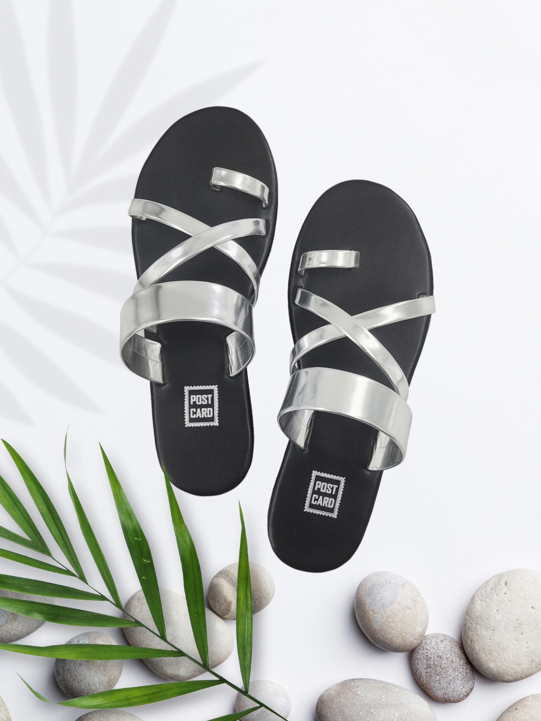 

POSTCARD Women Black Colourblocked One Toe Flats