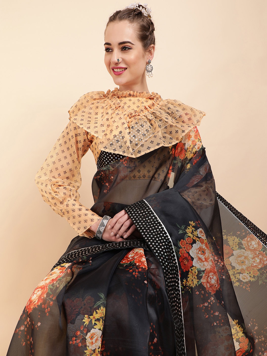 

Sangria Black & Red Floral Sequinned Organza Saree