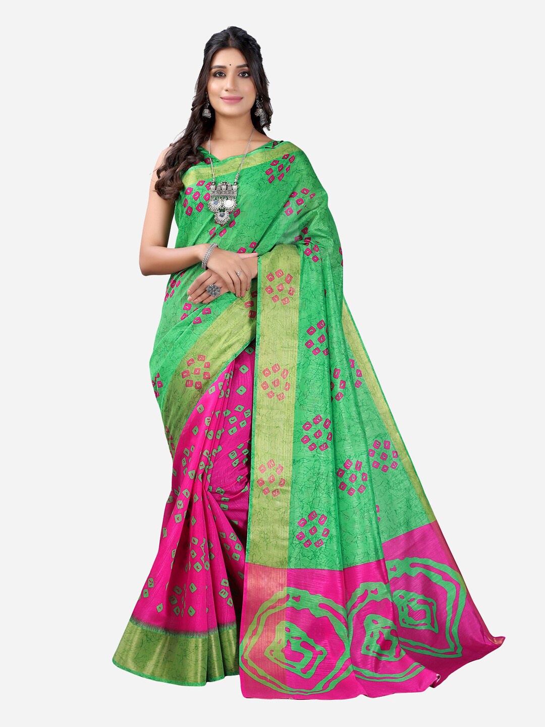 

KALINI Women Green Bandhani Printed Polycotton Saree