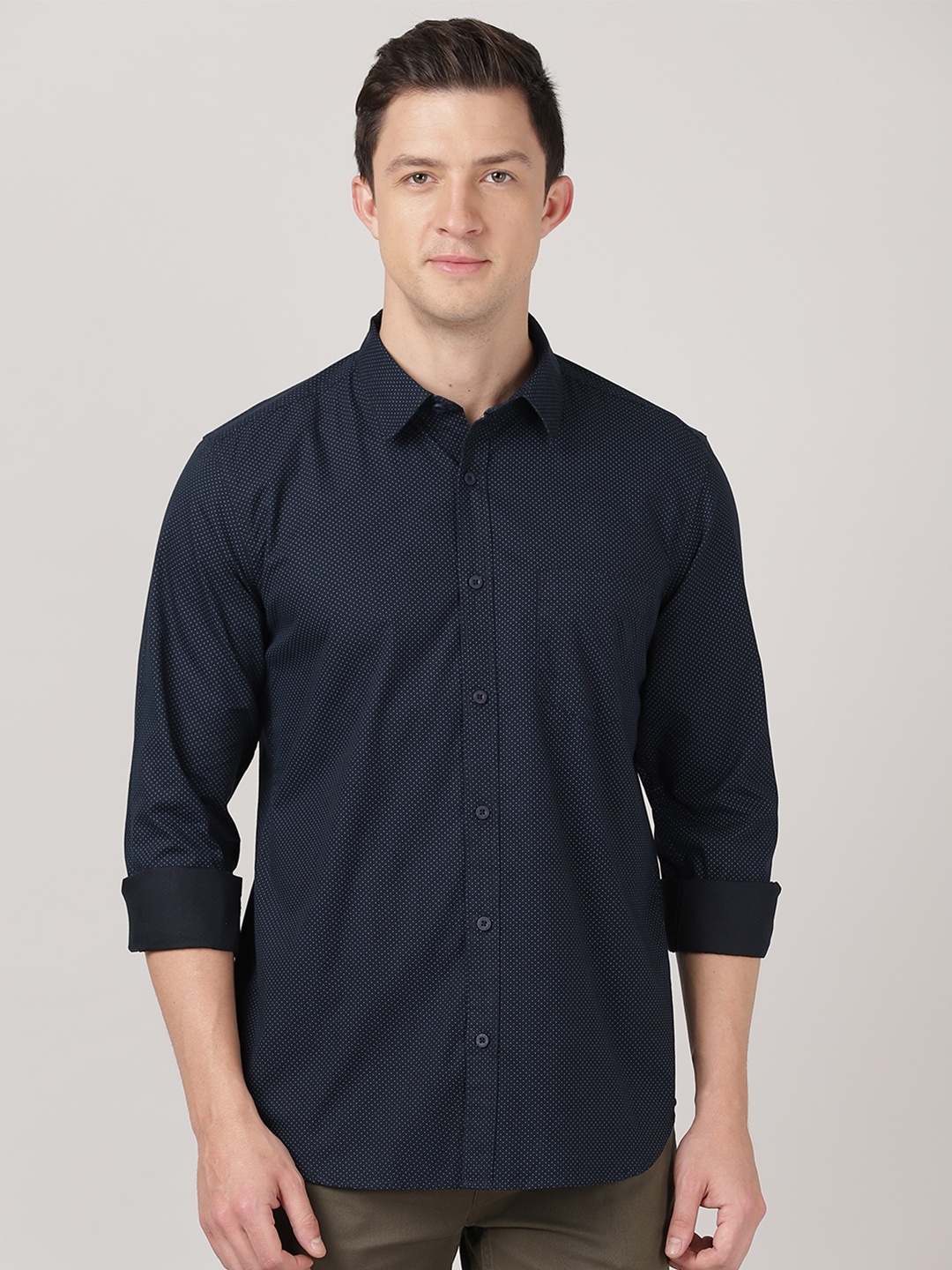 

MERCHANT MARINE Men Navy Blue Classic Slim Fit Casual Shirt