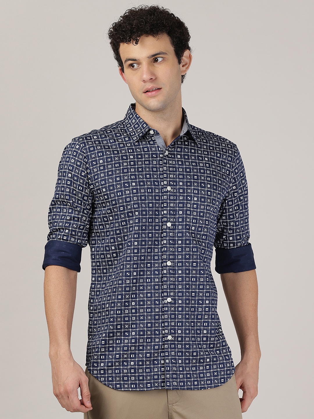 

MERCHANT MARINE Men Navy Blue Classic Slim Fit Printed Cotton Casual Shirt