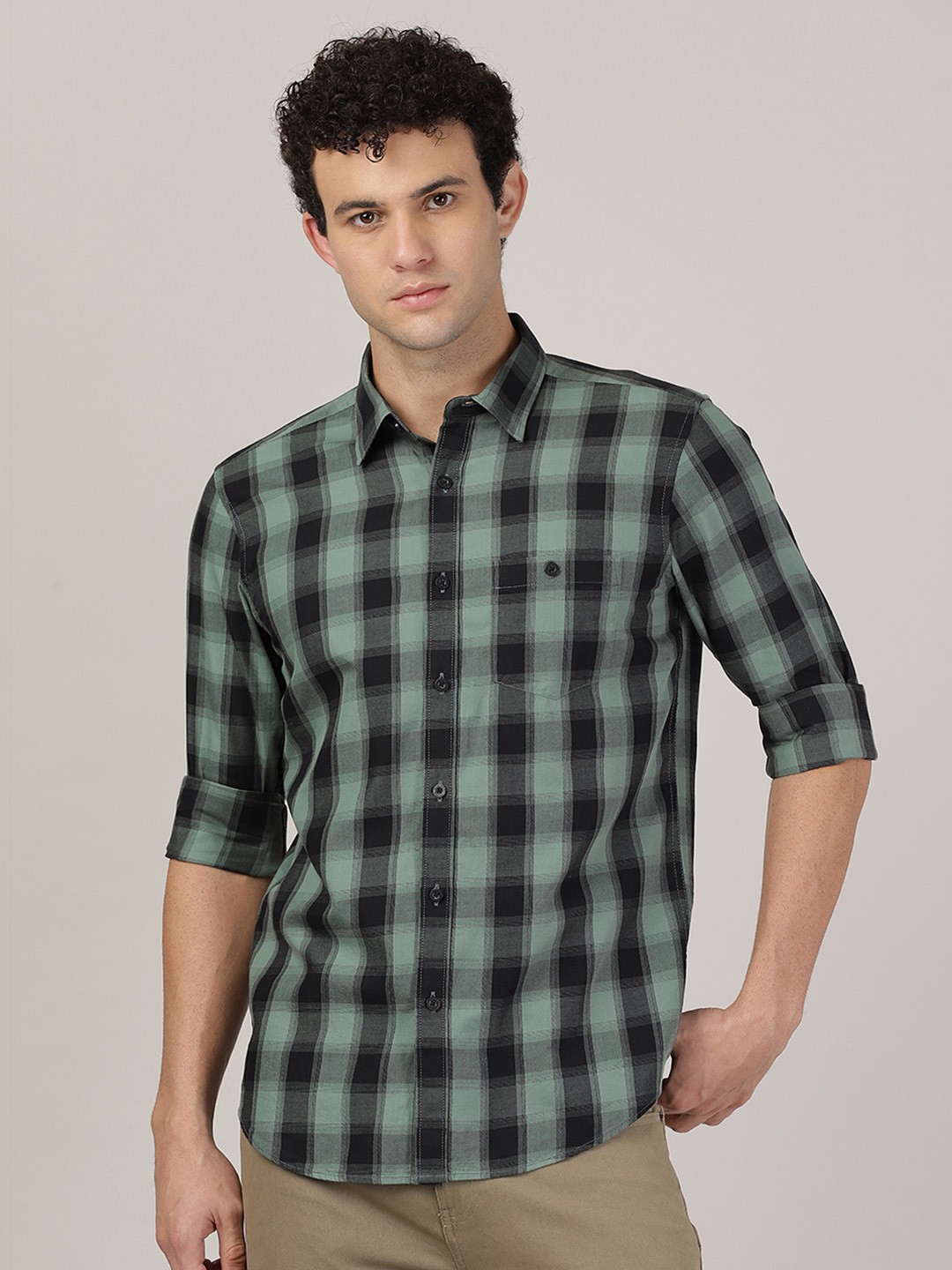 

MERCHANT MARINE Men Green Classic Slim Fit Checked Cotton Casual Shirt